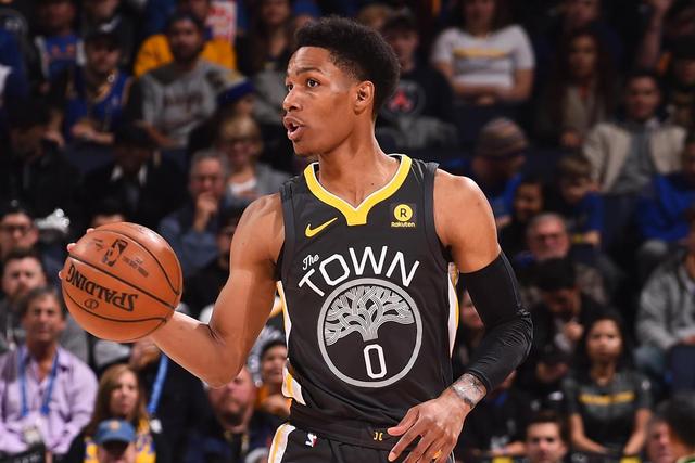 李晓旭19分辽宁6人上双胜深圳 总分3-0进四强